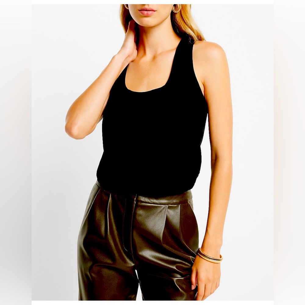 Express Supersoft Relaxed Scoopneck Tank, NWT, M, Black